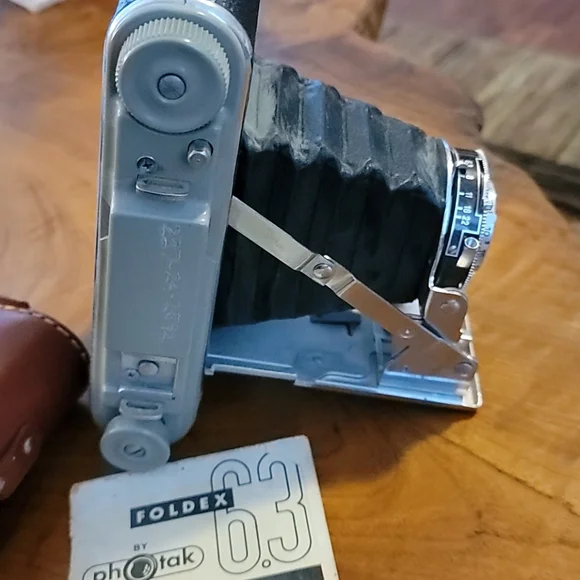 Foldex Vintage Land Camera, manual, and case